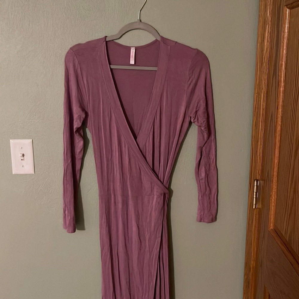 V-neck Maxi Dress